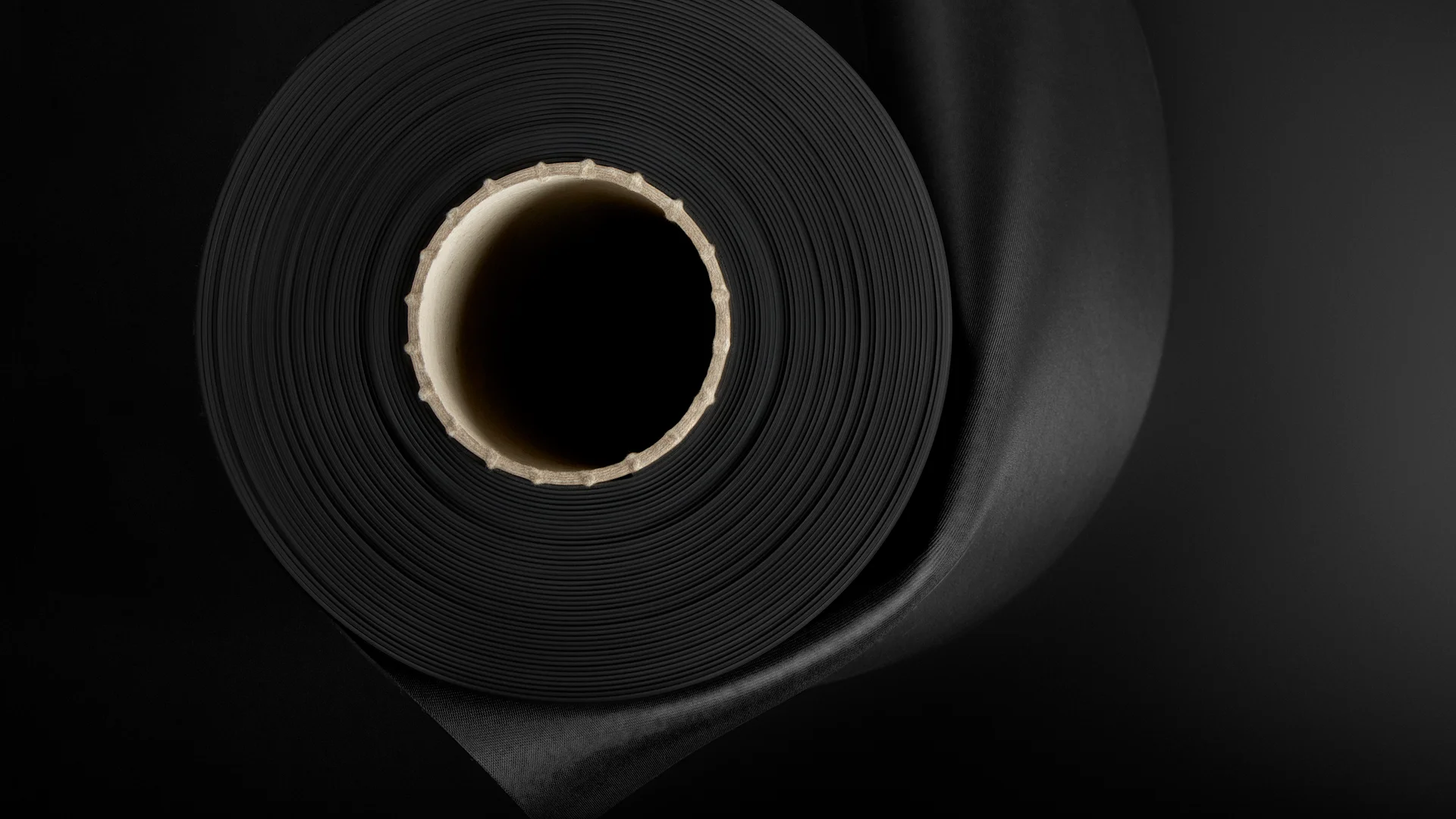 Rolă de membrană EPDM pentru iazuri — detaliu
